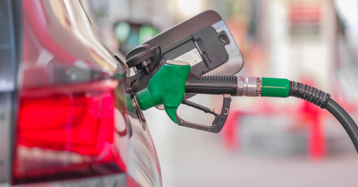 Pompe à eau : rôle, symptômes d'une fuite et prix
